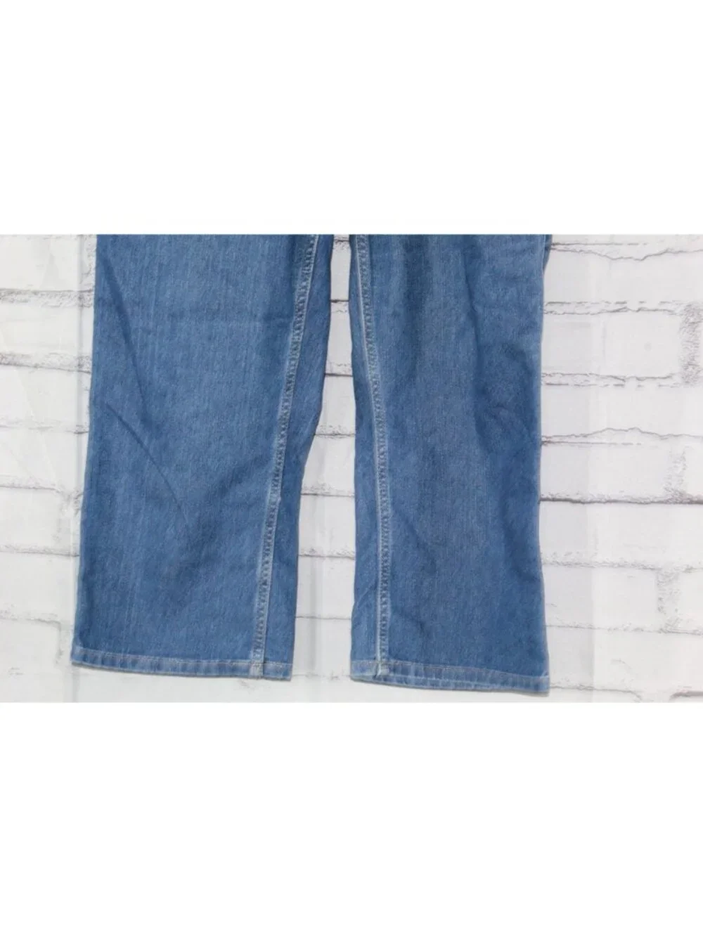 LL Bean Women's Favorite Fit Straight Jeans Blue Stretch Denim Pants Size 8 Pet